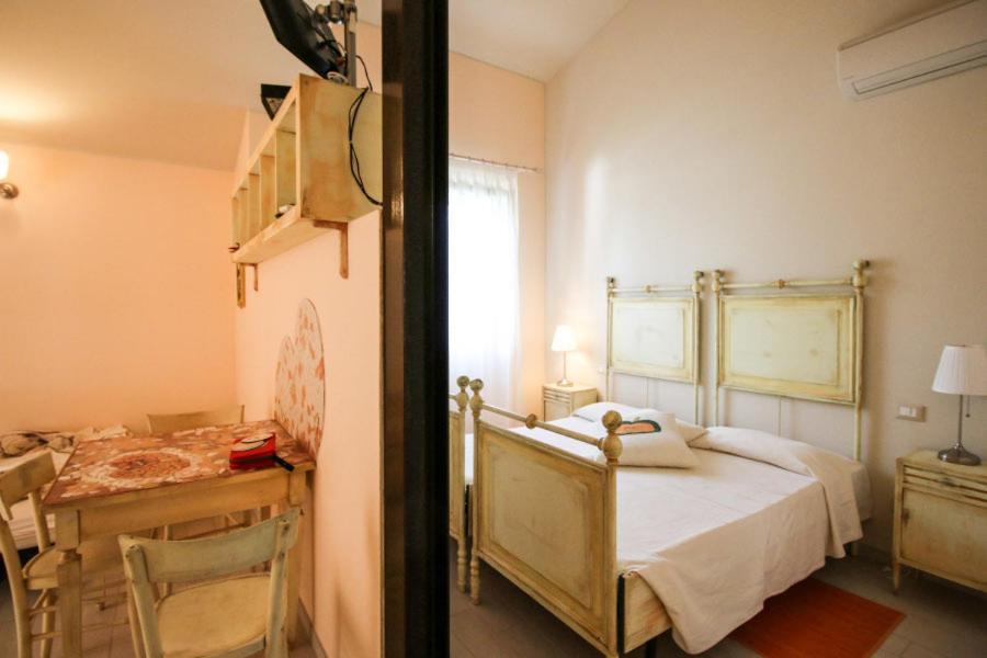 Lucciole Nella Nebbia Hotel Stellata Eksteriør billede